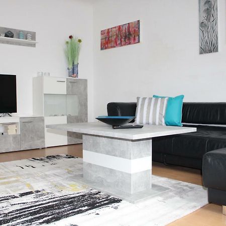 Holiday House Huszar Parndorf Bagian luar foto