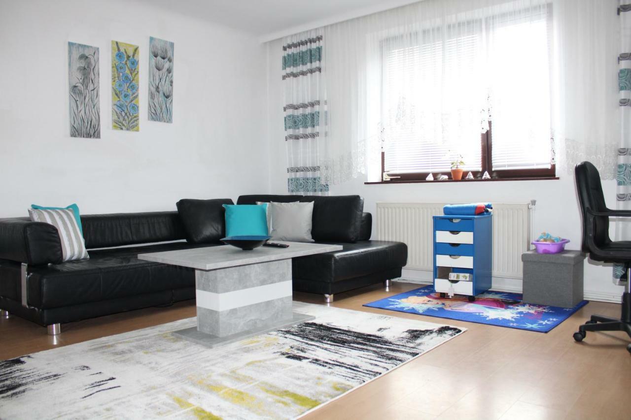 Holiday House Huszar Parndorf Bagian luar foto