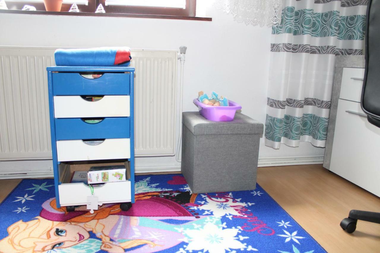 Holiday House Huszar Parndorf Bagian luar foto